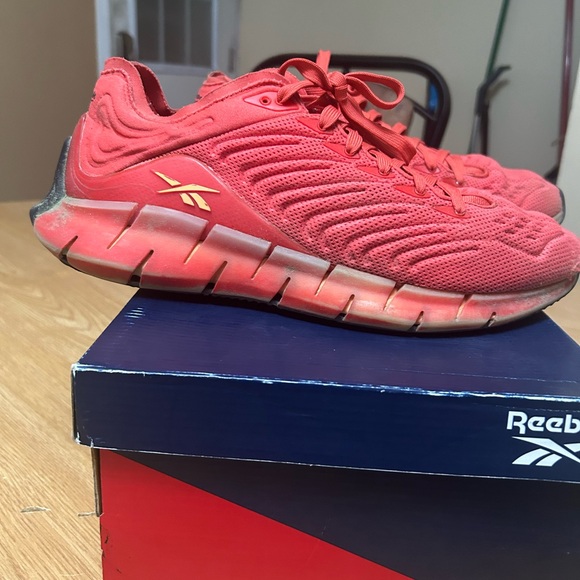 Reebok Zig kinetica - size 11 us men Red - Picture 4 of 5
